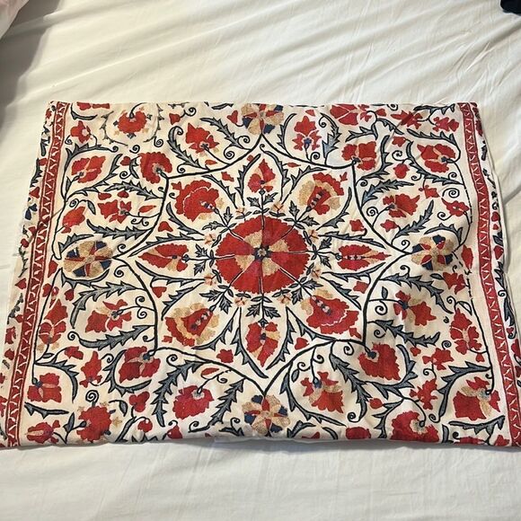 DECORATIVE Pillowcase   - Picture 1 of 5
